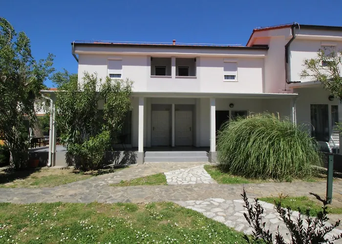 Corinthia 3 By Interhome Apartman *