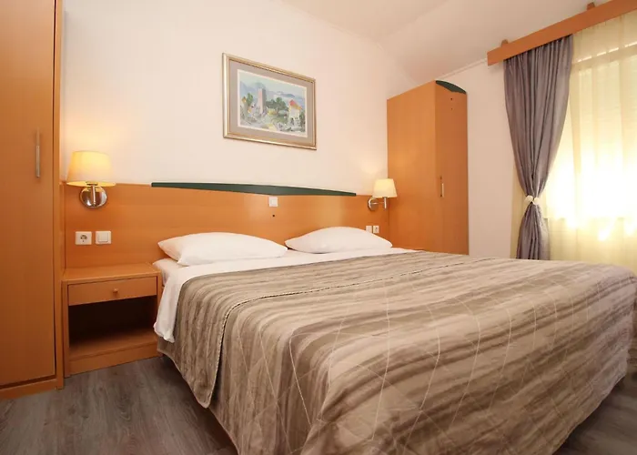 Corinthia 3 By Interhome Apartman *