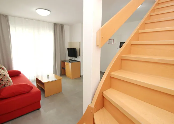 Corinthia 3 By Interhome Apartman *