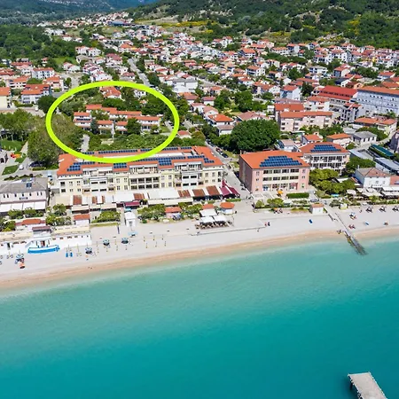 Corinthia 3 By Interhome Apartamento *