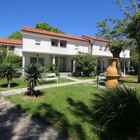 Corinthia 3 By Interhome Διαμέρισμα Baška