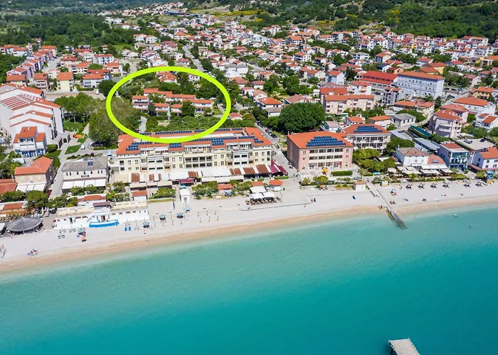 Corinthia 3 By Interhome Apartamento *