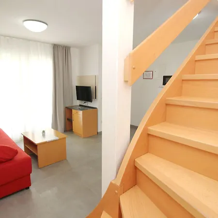 Corinthia 3 By Interhome Appartement *
